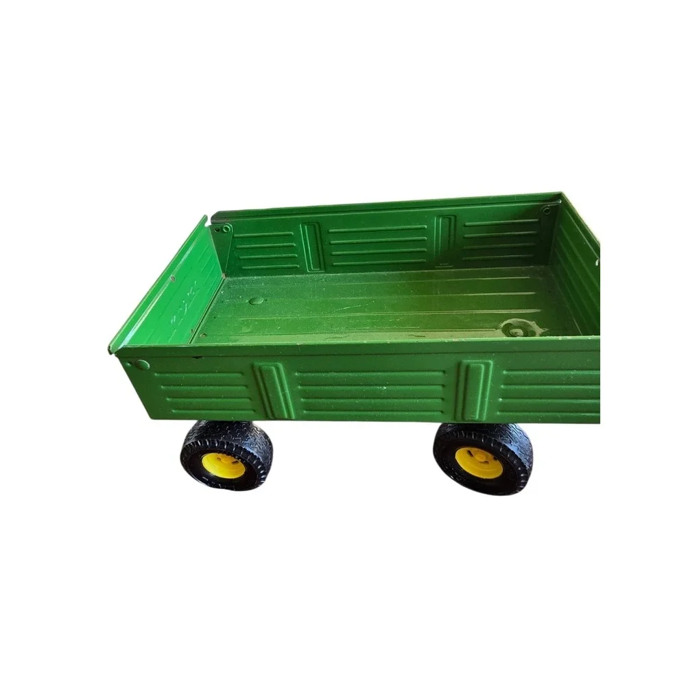 Vintage John Deere ERTL Diecast Tractor And Wagon Trailer Scale 1:16 Farm Toy